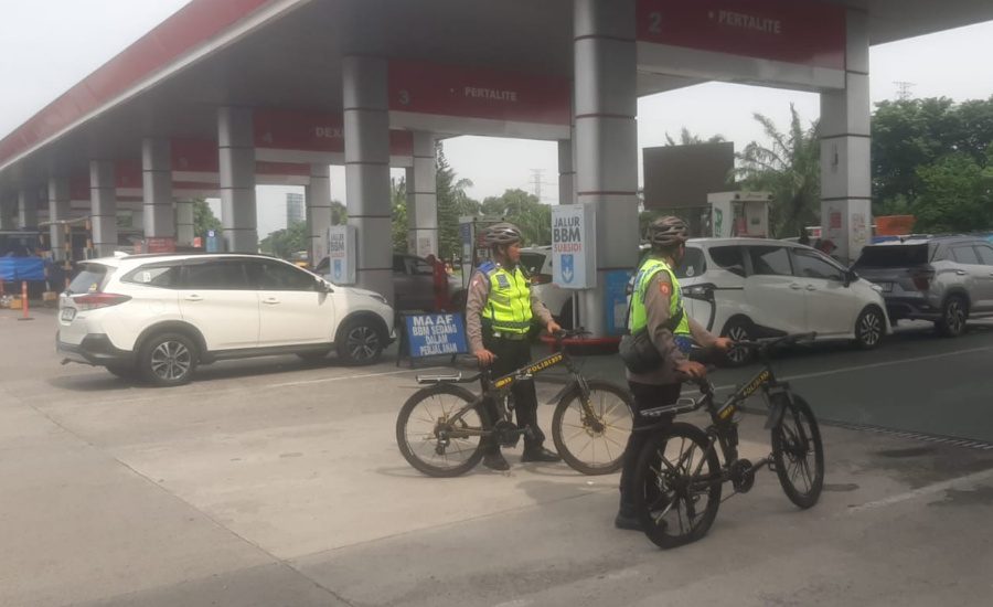 Pengamanan Mudik 2024 di Rest Area Tangerang, Polisi Gelar Patroli Sepeda