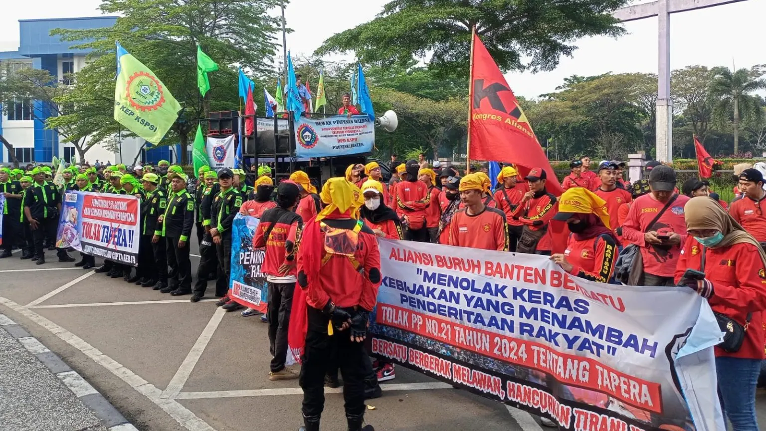 Demo Buruh Tolak Tapera