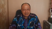 Lurah Sindang Sari Muhamad Tamim