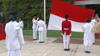 Pengibaran Merah Putih HUT RI ke- 79 di Yayasan Al-Muin Kota Tangerang Berlangsung Khidmat