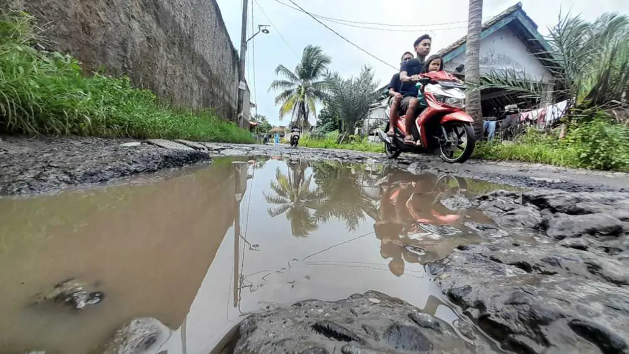 Jalan Karang Anyar-Patramanggala