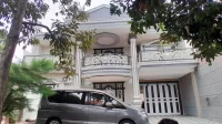 Rumah Mewah