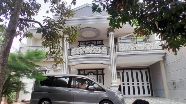 Rumah Mewah