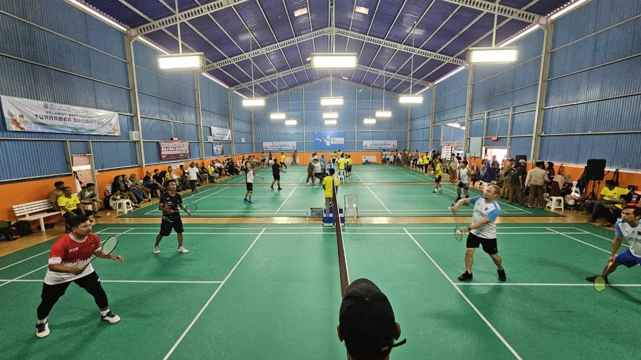 Turnamen Badminton