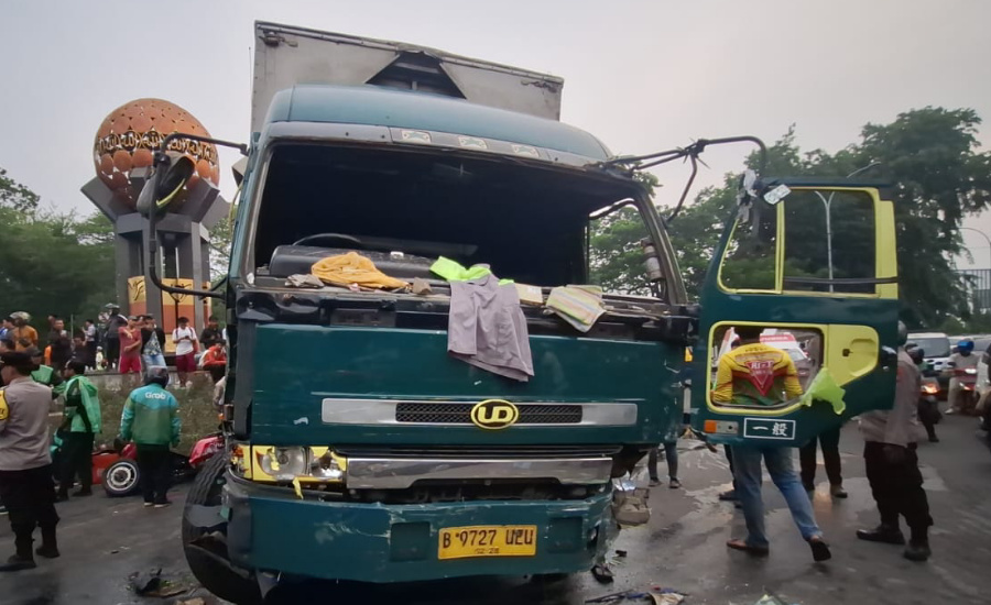 Tak Ada Korban Jiwa, Ini Data Sementara Korban Truk Wing Box Ugal-Ugalan di Tangerang