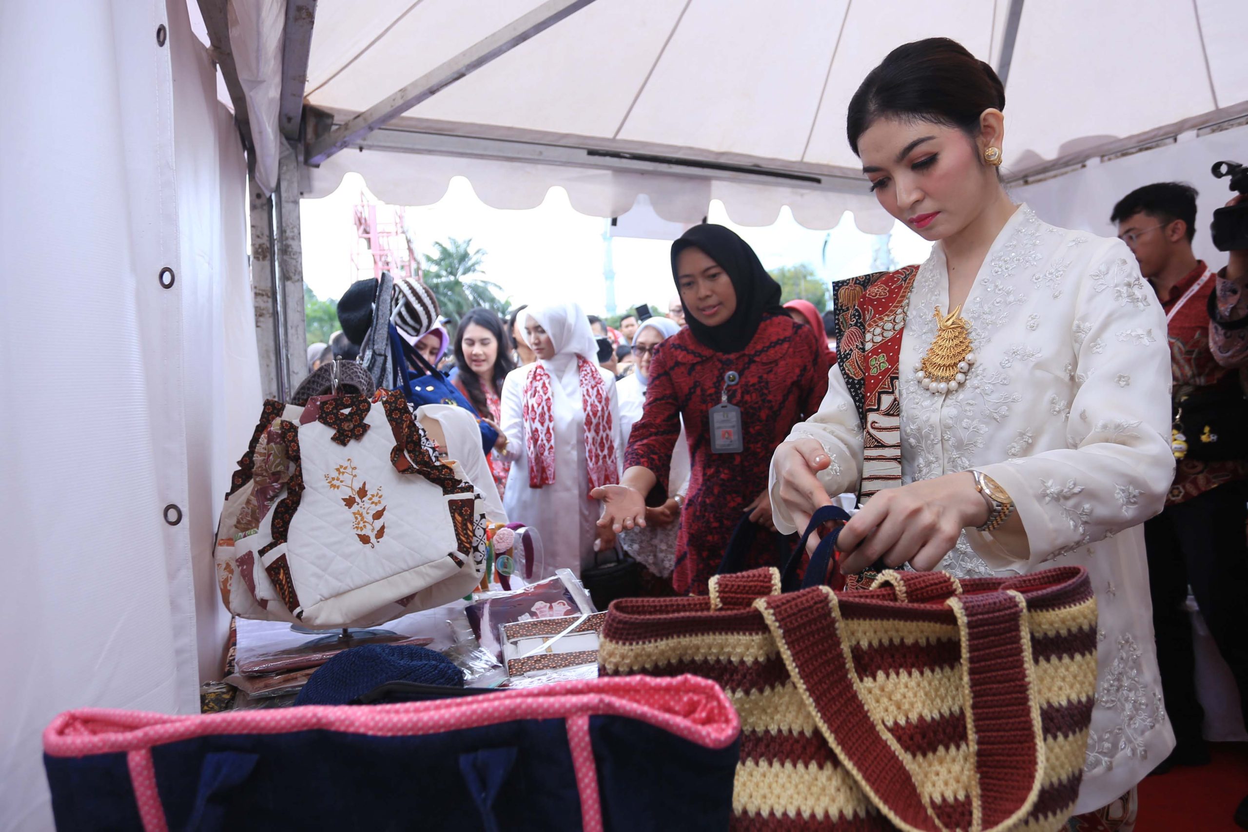 Peringatan Hari Ibu 2024 Berlangsung di Kota Tangerang, Banten.