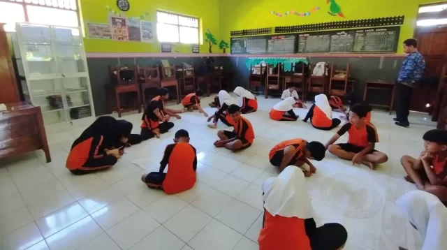 Sekolah