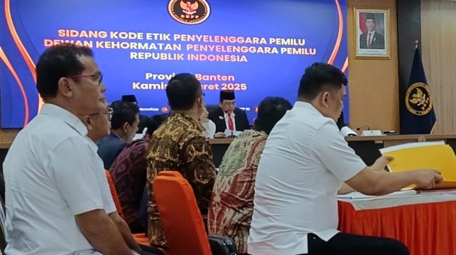 Bawaslu Kota Tangerang Hadapi Sidang Etik, Saripudin Tak Hadir, Sachrudin Hadir Beri Keterangan